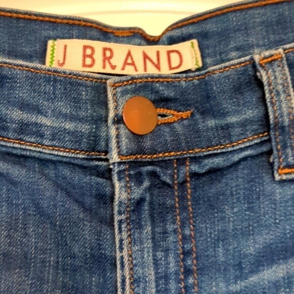 🎆 J Brand cut off denim shorts Size 28 Venice Wash - Picture 4 of 11